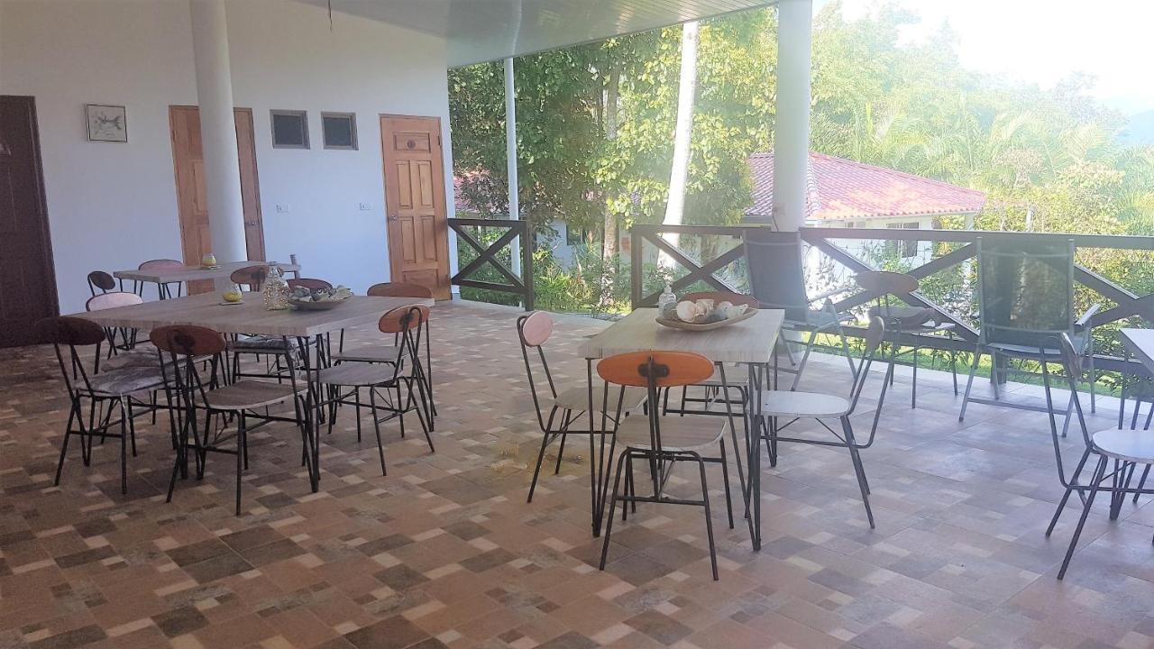 Magic Mountain Lodge Las Lajas  Esterno foto